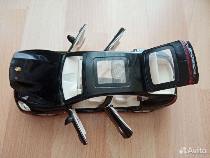 Машина со звуковыми эффектами