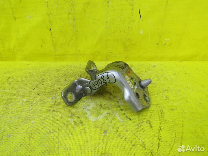 Петля двери Jeep Ranger 16г 19081