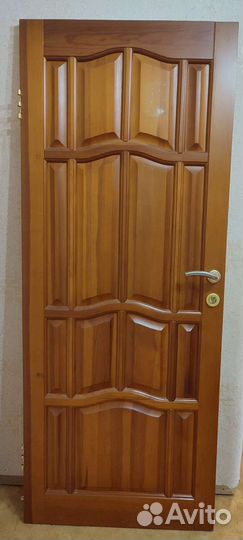 Дверь входная деревянная бу