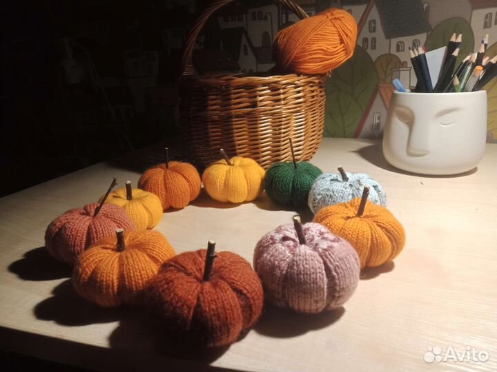 Тыква декоративная вязаная