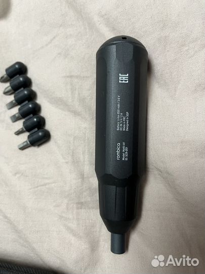 Аккумуляторная отвертка rombica mykit a1