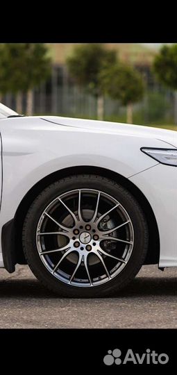 Дискиr19 на тоета камри v70