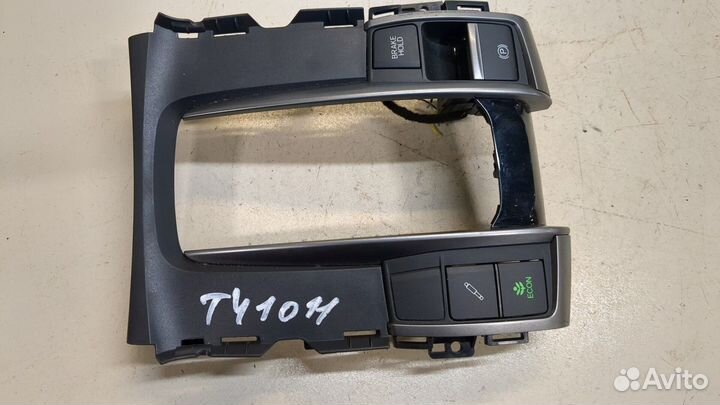 Рамка под кулису Honda Civic, 2017