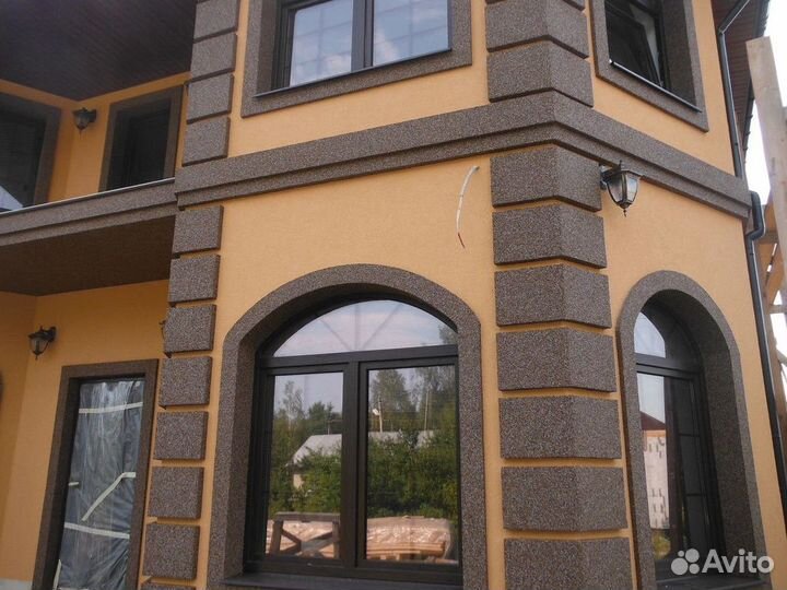 Окна арочные коричневые тонированные