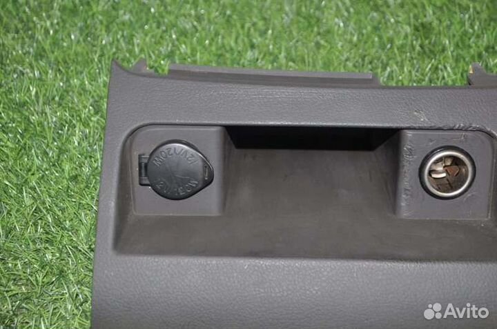 Прикуриватель Toyota Tundra 3UR-FBE 2009