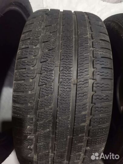 Kumho I'Zen KW27 245/45 R17