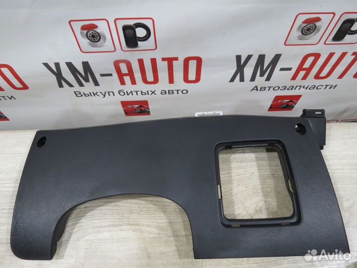 Накладка торпедо под рулем Kia Sportage 3 SL