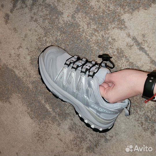 Кросовки женские