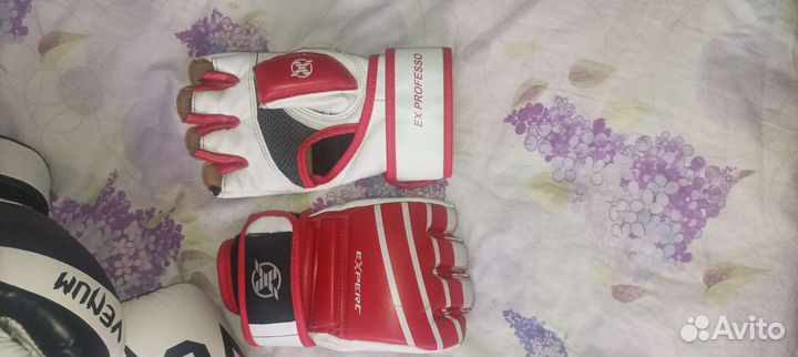 Боксерские перчатки 14 oz