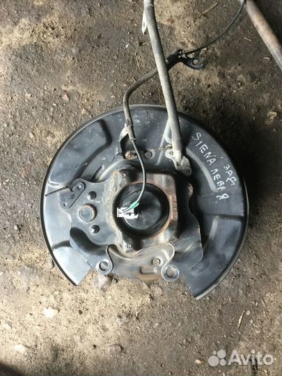 Задняя ступица Toyota Sienna 3