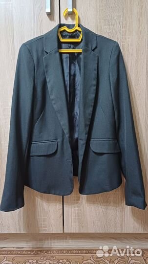 Пиджаки zolla и Stradivarius