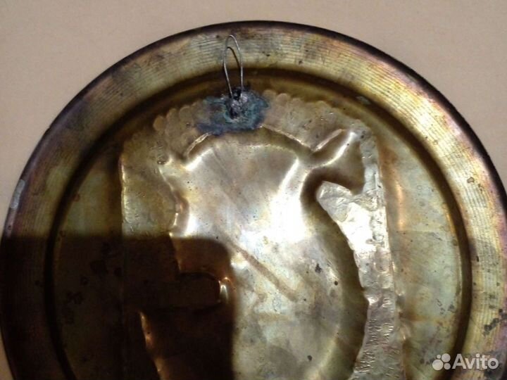 Фарфор,латунь,тарелки на стену