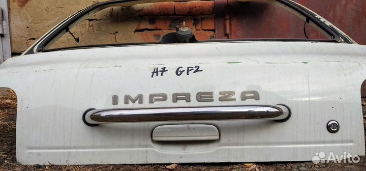Дверь задняя Импреза GF2