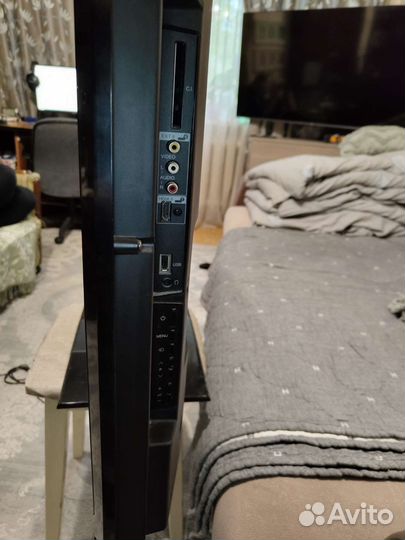 Телевизор Sharp 37 дюймов, рабочий