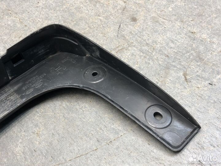 Брызговик пер прав Hyundai Solaris