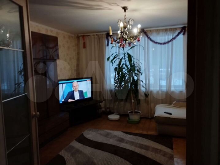 3-к. квартира, 70 м², 1/9 эт.