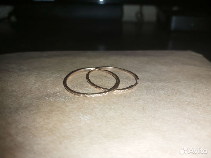 Золотые серьги