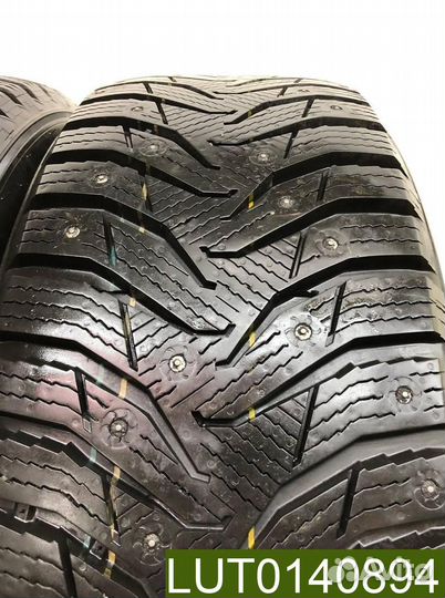 Kumho WinterCraft SUV Ice WS31 235/55 R18 104T