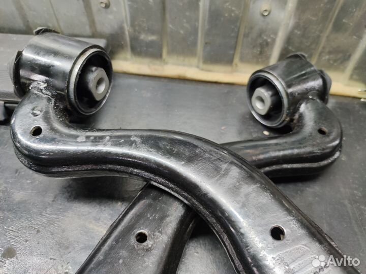 Рычаги передние. Ренж ровер спорт. Дискавери 3/4
