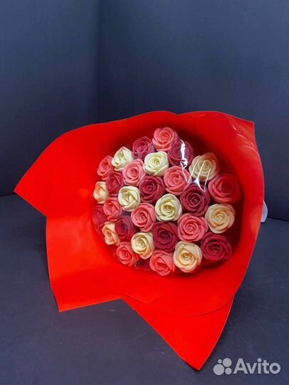 Розы из Белого Шоколада - 29 шт в Букете