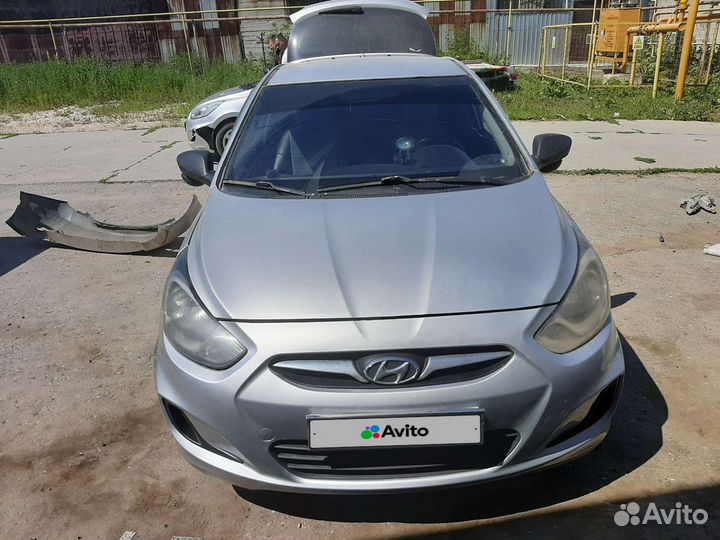 Hyundai Solaris 1.4 AT, 2012, 248 000 км