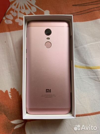 Xiaomi Redmi 5 Plus, 4/64 ГБ