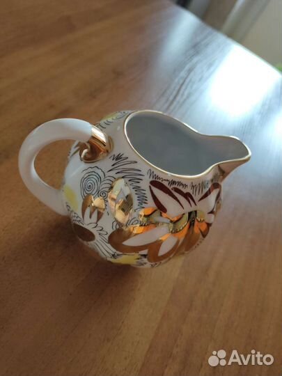 Молочник сливочник