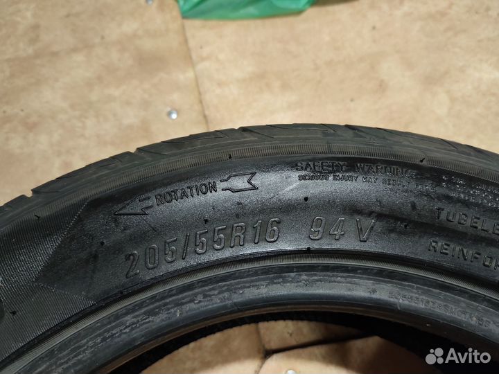 Maxxis MA-Z4S Victra 205/55 R16 94V