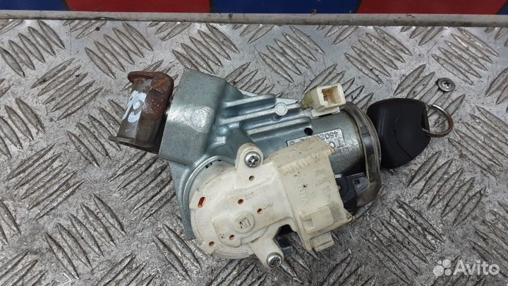 Замок зажигания toyota RAV 4 ZSA3 2007