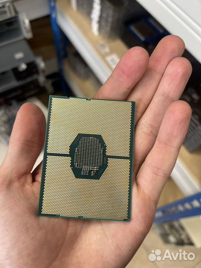 Intel Xeon Silver 4112 LGA3647 2.60GHz-3.00GHz 4/8