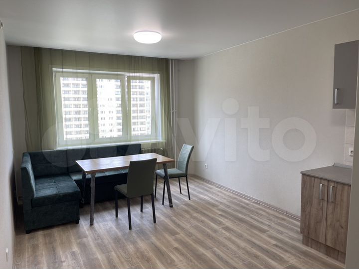 3-к. квартира, 64 м², 7/17 эт.
