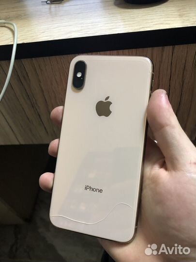 iPhone Xs, 64 ГБ