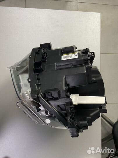 Фара правая Хендай Санта Фе 4 2018