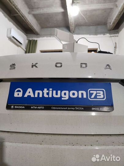 Камера заднего вида skoda