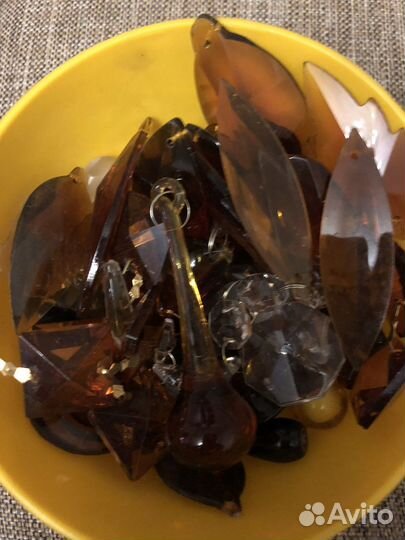 Хрустальные и стеклянные декоротивные украшения