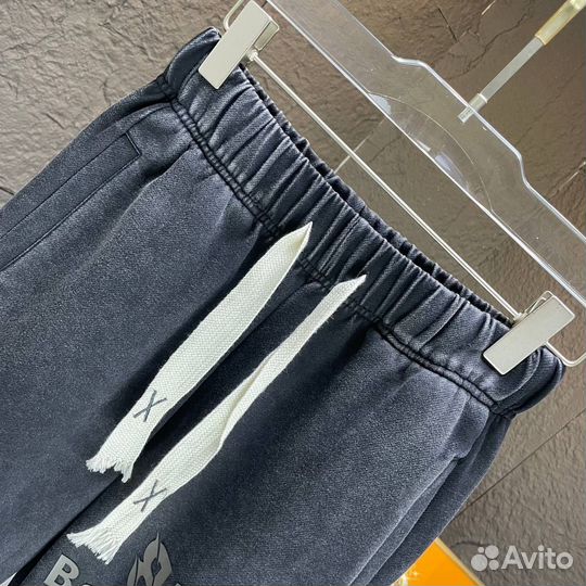 Классные штаны Balenciaga
