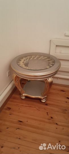 Зеркало, стол