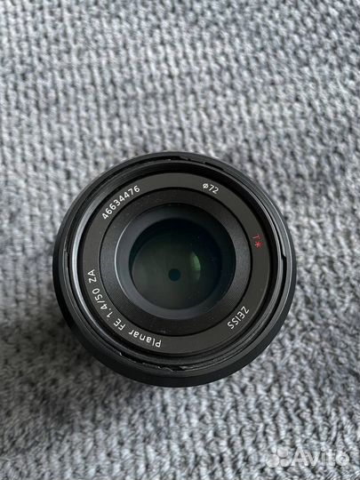 Объектив Sony-Zeiss 50mm f/1.4 T* (E-mount Sony)