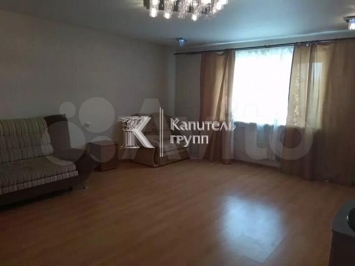 3-к. квартира, 100 м², 3/8 эт.