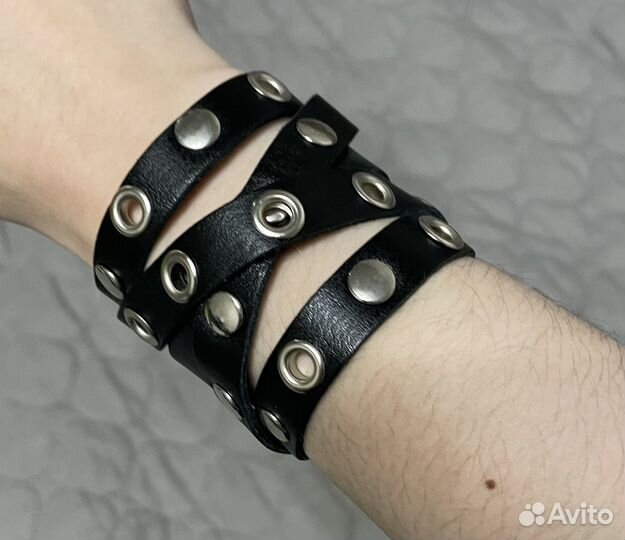 Кожаный браслет