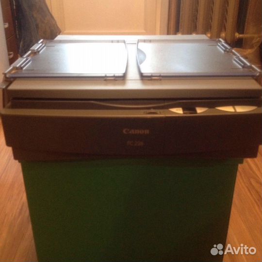 Копировальный аппарат Canon