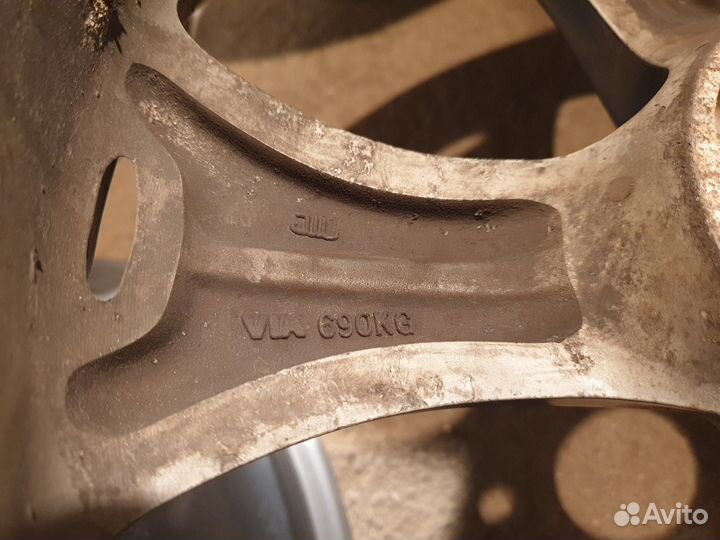 R18 5x114.3 ET45 D67.1 литые диски Форсаж