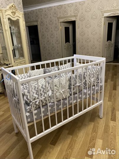 Детская кроватка