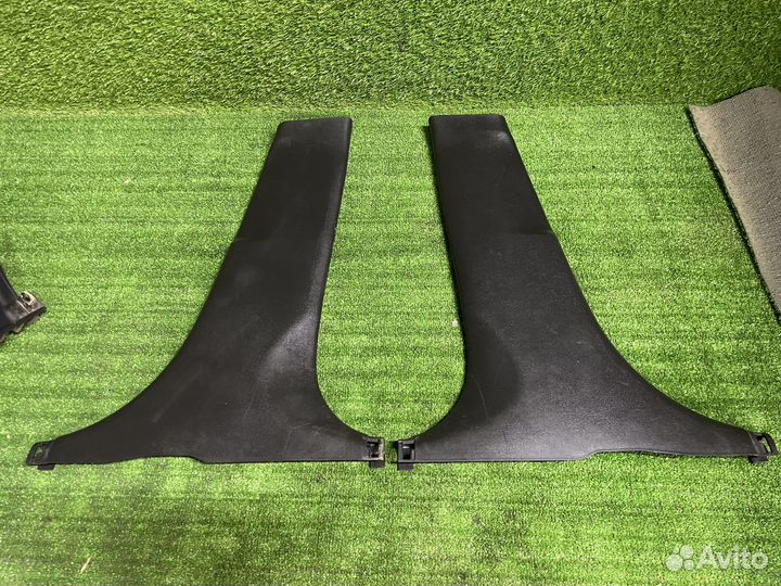 Обшивка стойки средняя Hyundai solaris 1