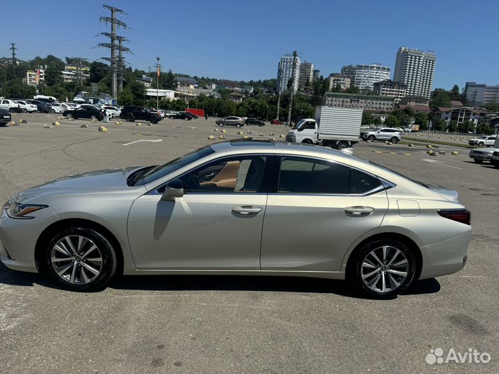 Lexus ES 2.0 AT, 2021, 4 700 км