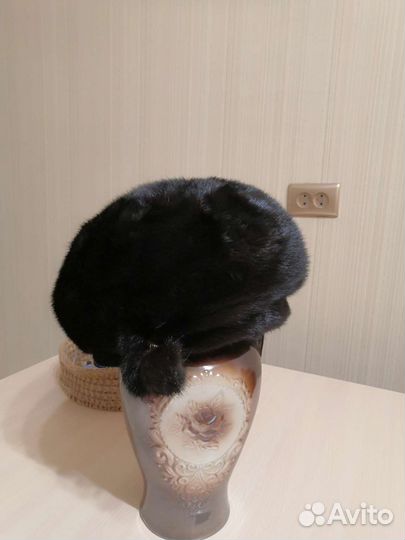 Берет женский