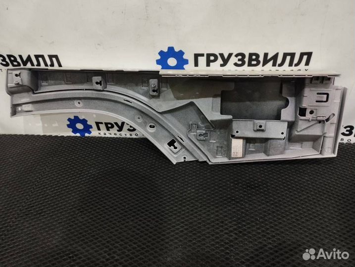 Крыло кабины Volvo FM5 82674229