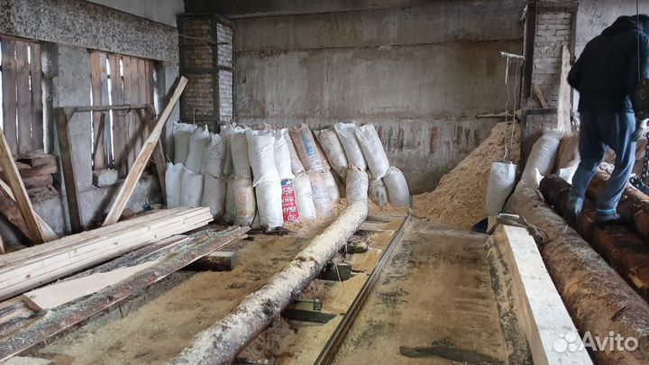 Опилки в мешках