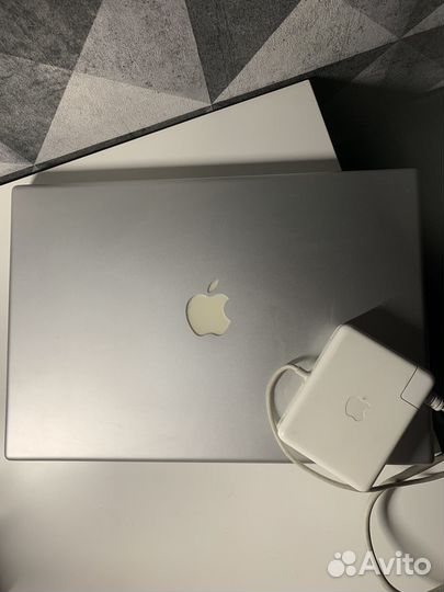 Apple MacBook Pro 15 2006
