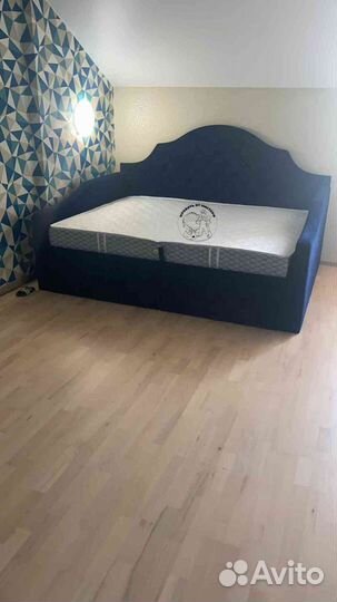 Детская кровать с мягким бортиком